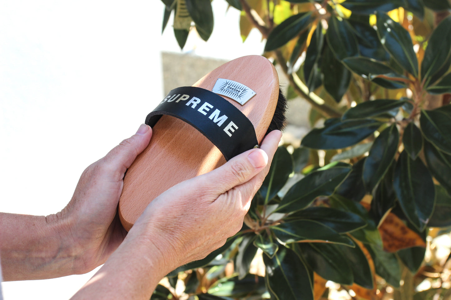 GeeGee COLLECTIVE| Supreme Body Brush