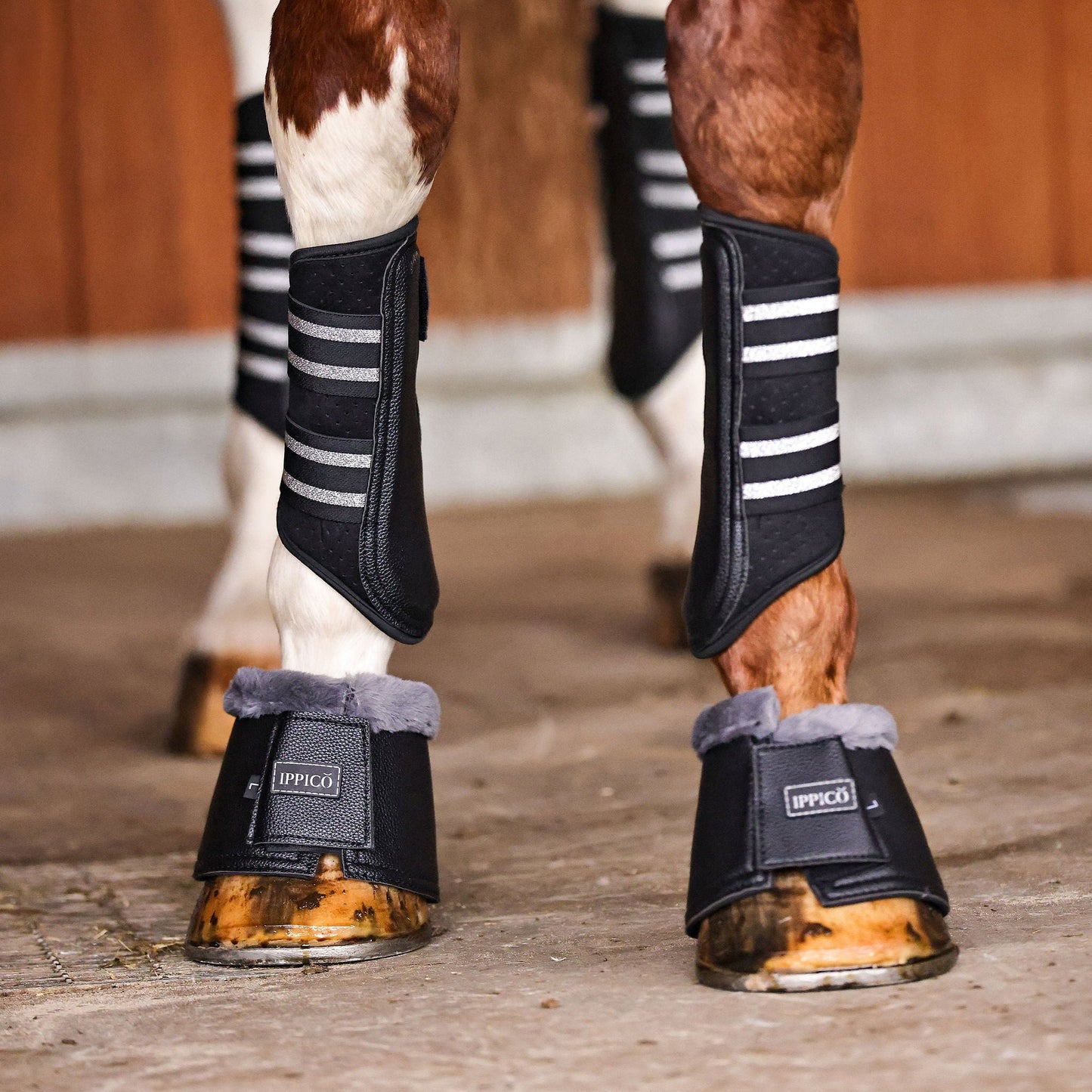 Aero | Cool Flow Brushing Boots | Black